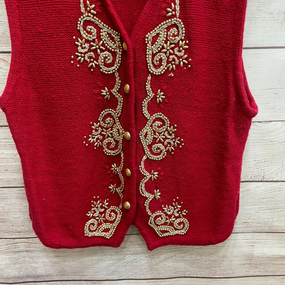 VINTAGE KATHIE LEE EMBELLISHED AND‎ EMBROIDERED RED SWEATER VEST